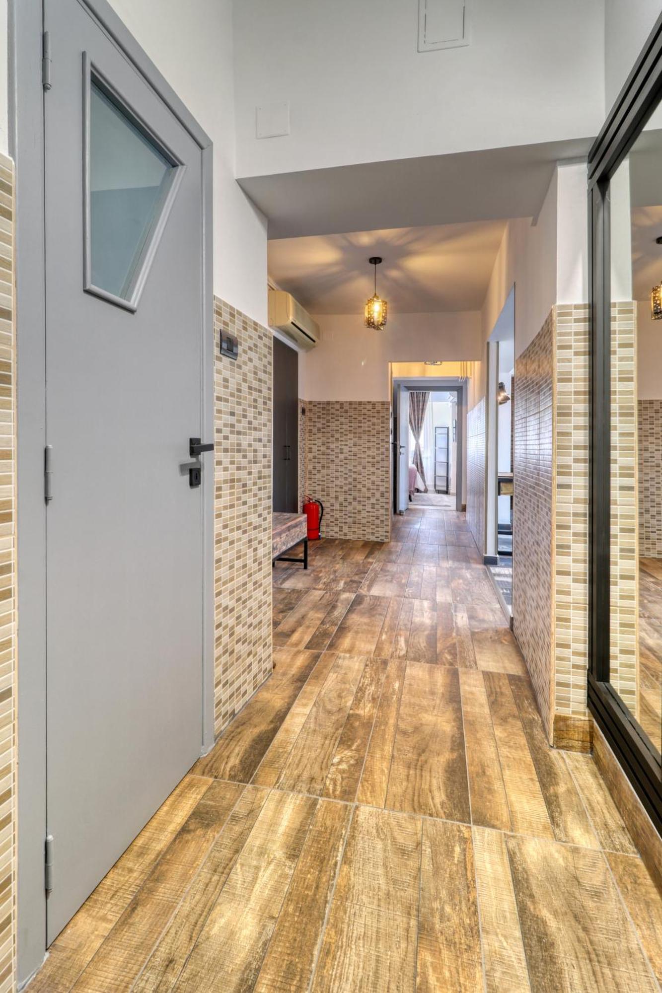 Rdi Elegance Apartment Downtown Букурещ Екстериор снимка
